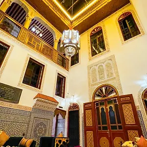 https://dar-el-ouedghiri.hotelfesmorocco.com