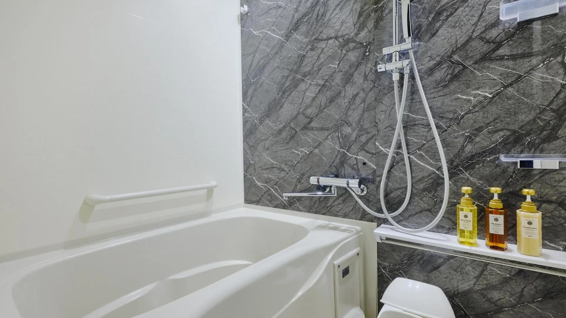 Monday Apart Premium Nihonbashi Tokyo Aparthotel